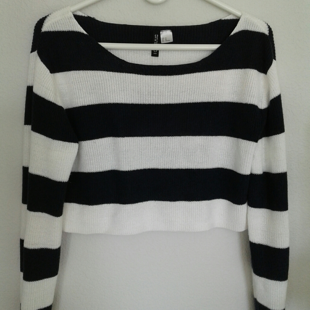 Sweater - Picture 2 of 2